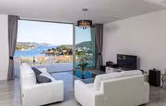 Villa Art lounge