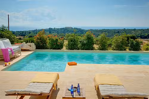 Villa Kteni pool
