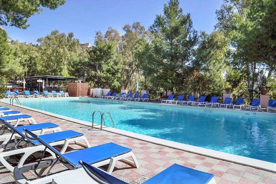 Excelsior Palace, Italy