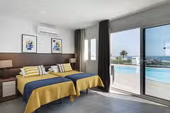 Villa Causel Twin Bedroom