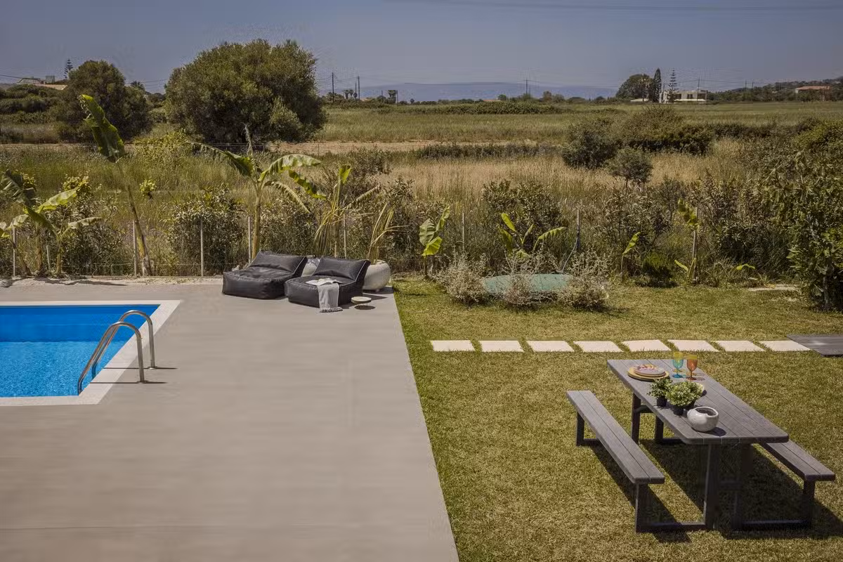 Ai Helis Summer House