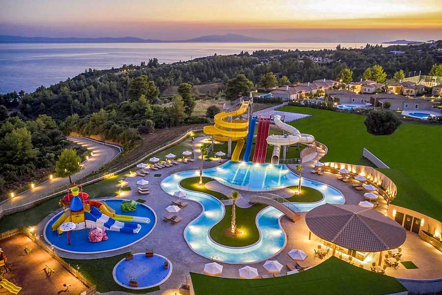 Zeus Eleva Ajul, Greece