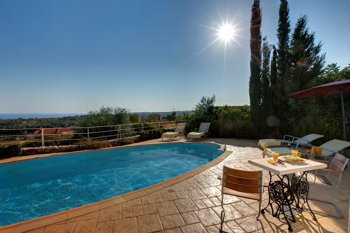 Villa Mataki Pool