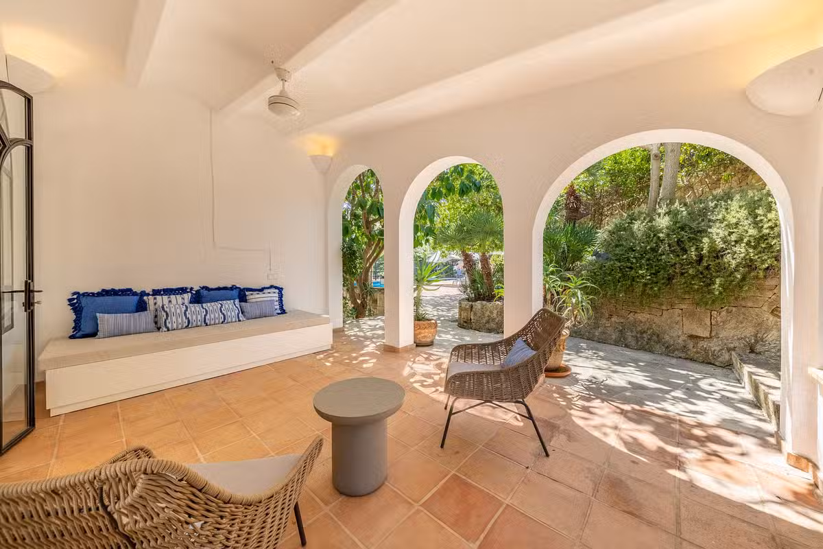 Villa Cala Back Porch
