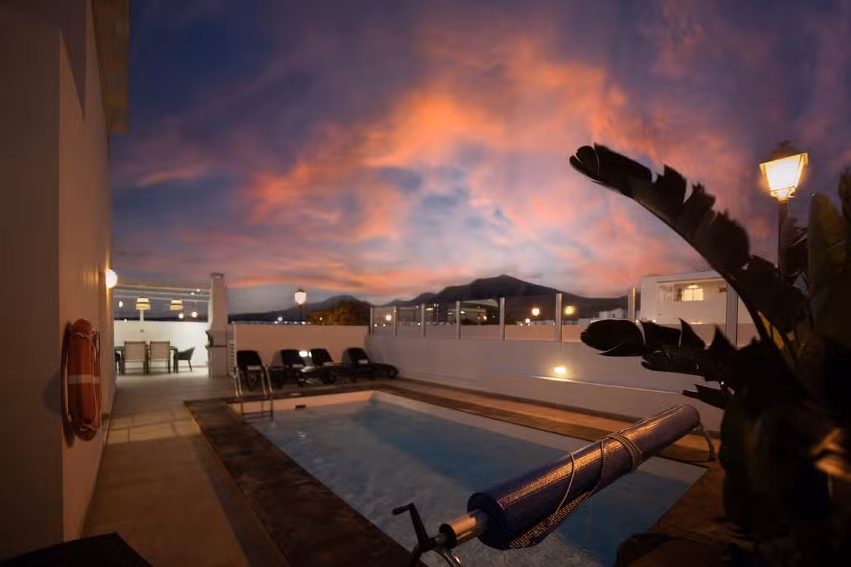Villa Sirena By Night