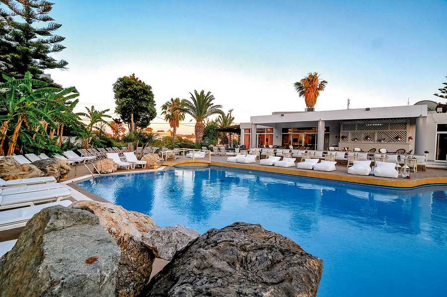 Palm Beach Hotel, Greece