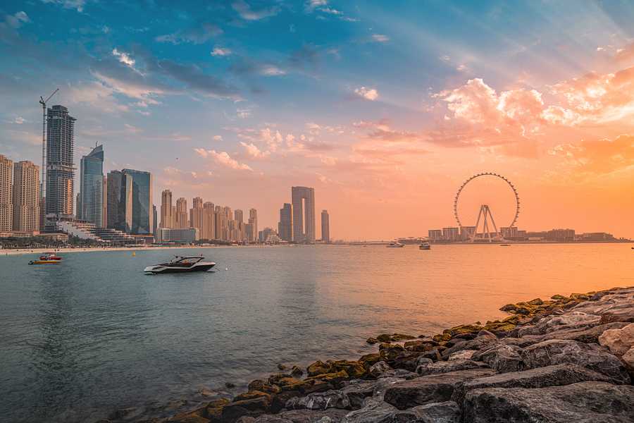V Hotel Dubai, Curio Collection by Hilton,  Dubai
