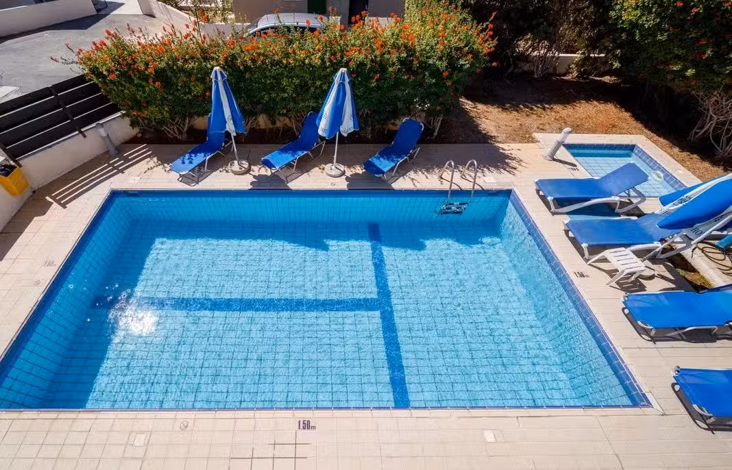 Villa Thalia pool
