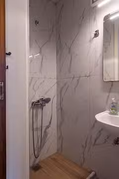 Villa Lygaria Bathroom