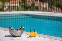 Palazzo Villa pool