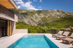 Palazzo Villa pool