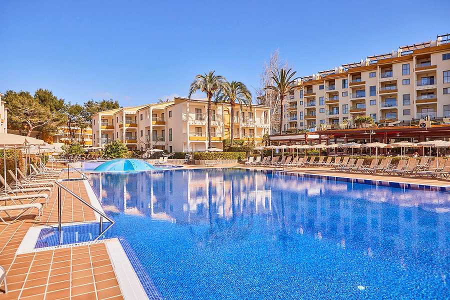 Zafiro Tropic, Balearics