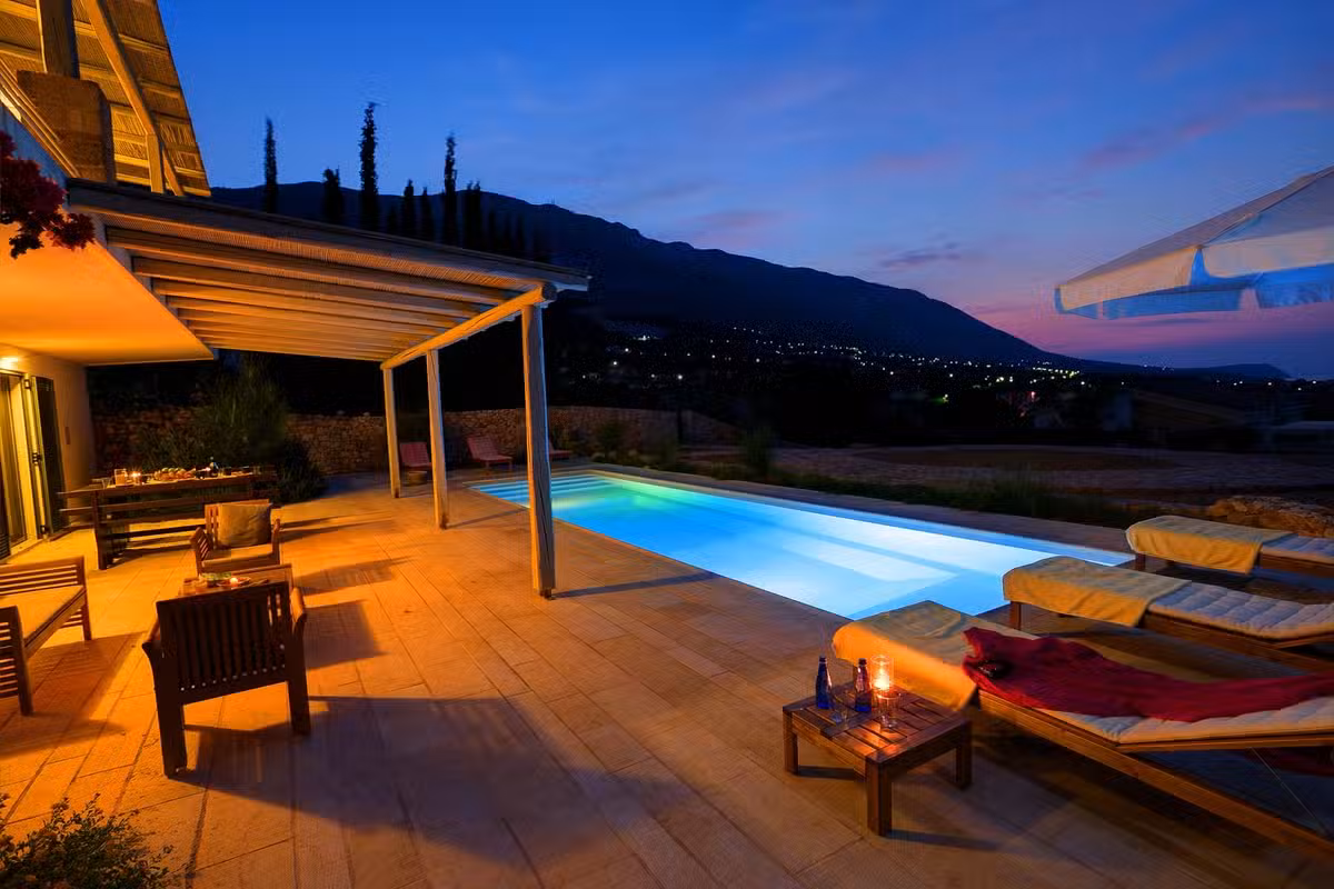 Villa Asterias pool by night