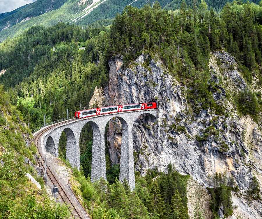 Lake Como & the Swiss Alps,  Italy  and  Switzerland
