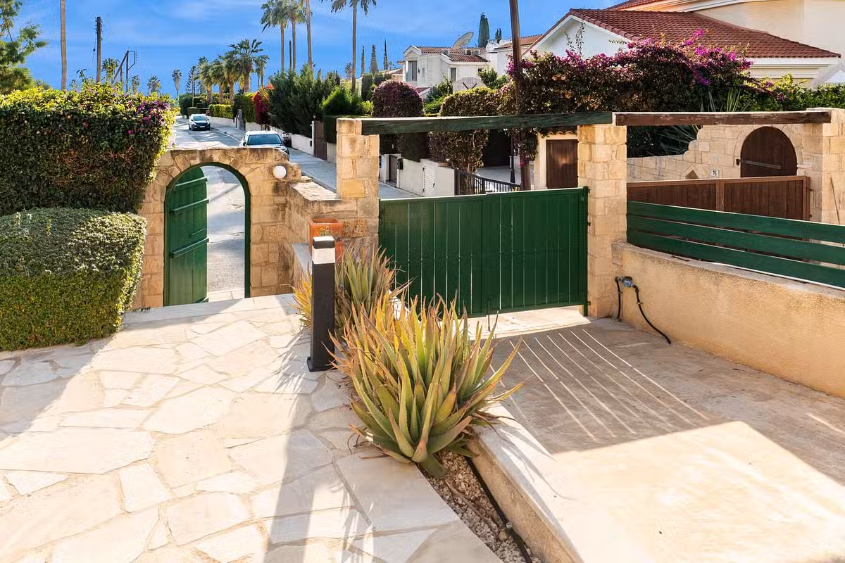 Villa Camelot Outdoors