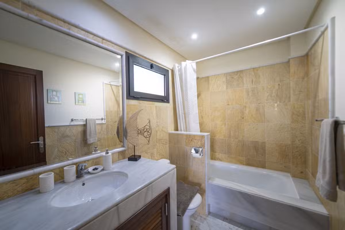 Villa Helaina Bathroom