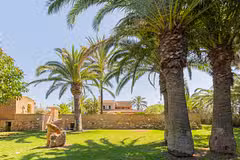 Villa es Jardí garden