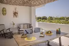 Ai Helis Summer House