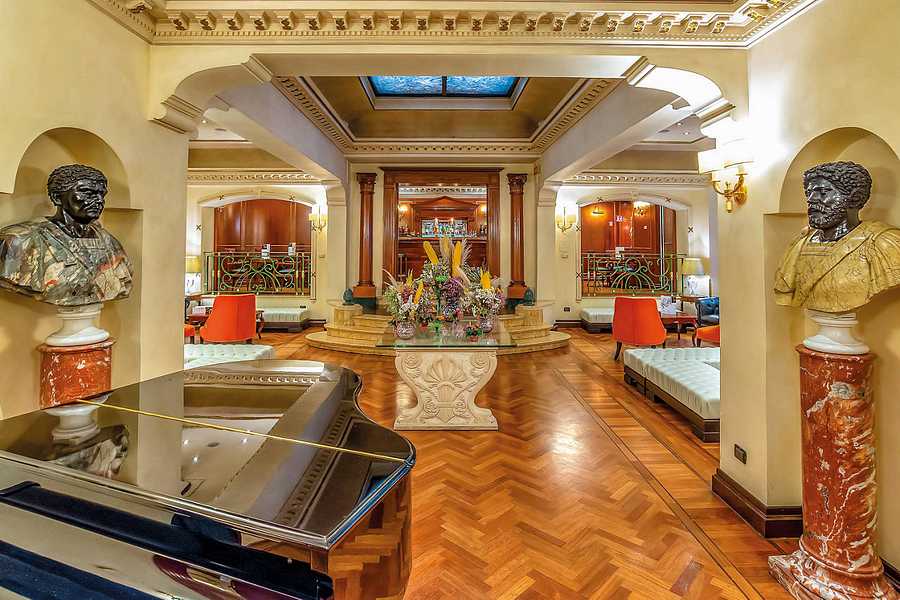 River Palace Hotel, Italy