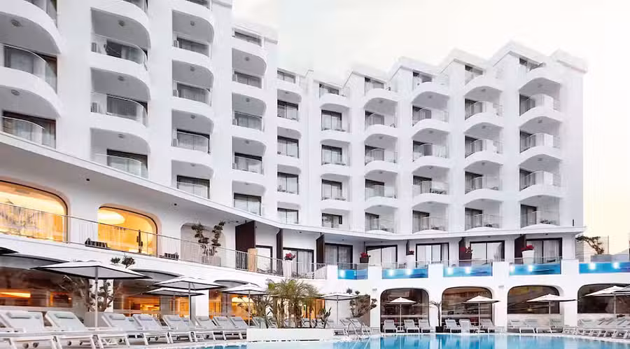 Lalila Blue Suites, 