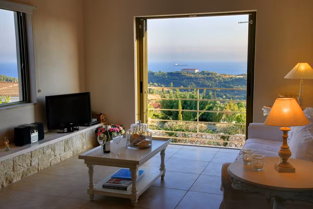 Villa Linatela Lounge
