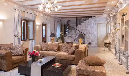 Villa Revelin lounge