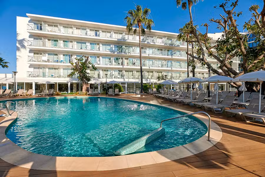 Alua Boccaccio, Balearics