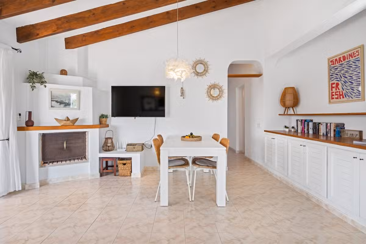 Villa Kai Dining Room