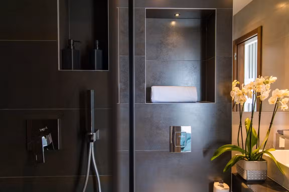 Villa Monte shower room