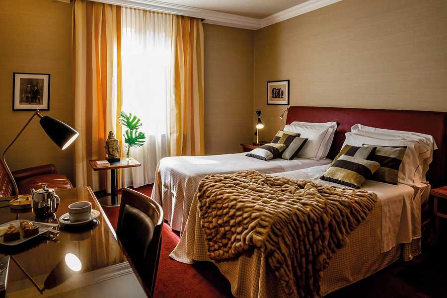 Accademia Hotel, Italy