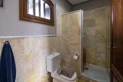 Villa Nido Bathroom