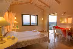 NAUTILOS BEDROOM 1