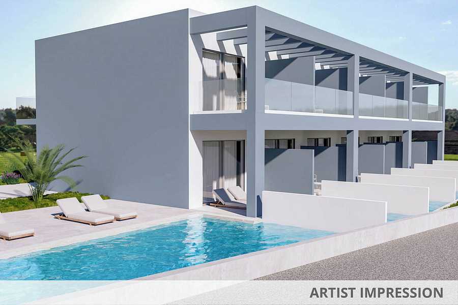 Anemona Gray, Greece