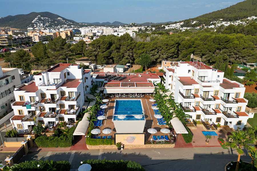 Invisa Aparthotel Casa Luis, Balearics