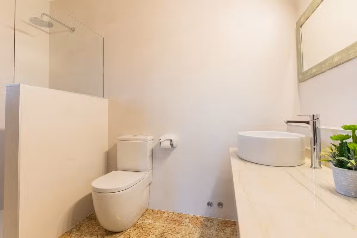 Villa Es Jardi bathroom