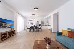 Villa Esperos dining area