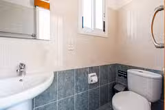 Villa Cassia Bathroom