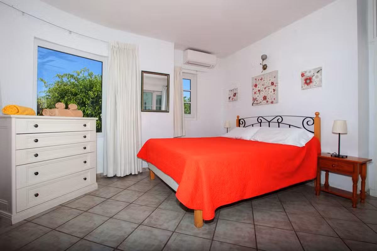 Villa Marquesa Room