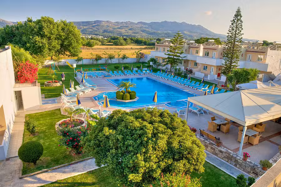 Lenaki Apartments, Greece