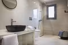 Villa Romeo Bathroom