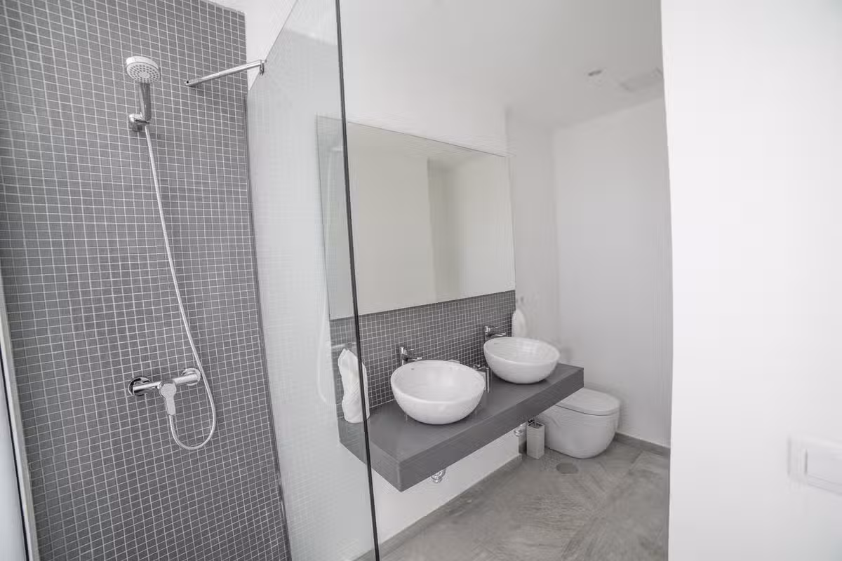 Villa Valhalla Bathroom