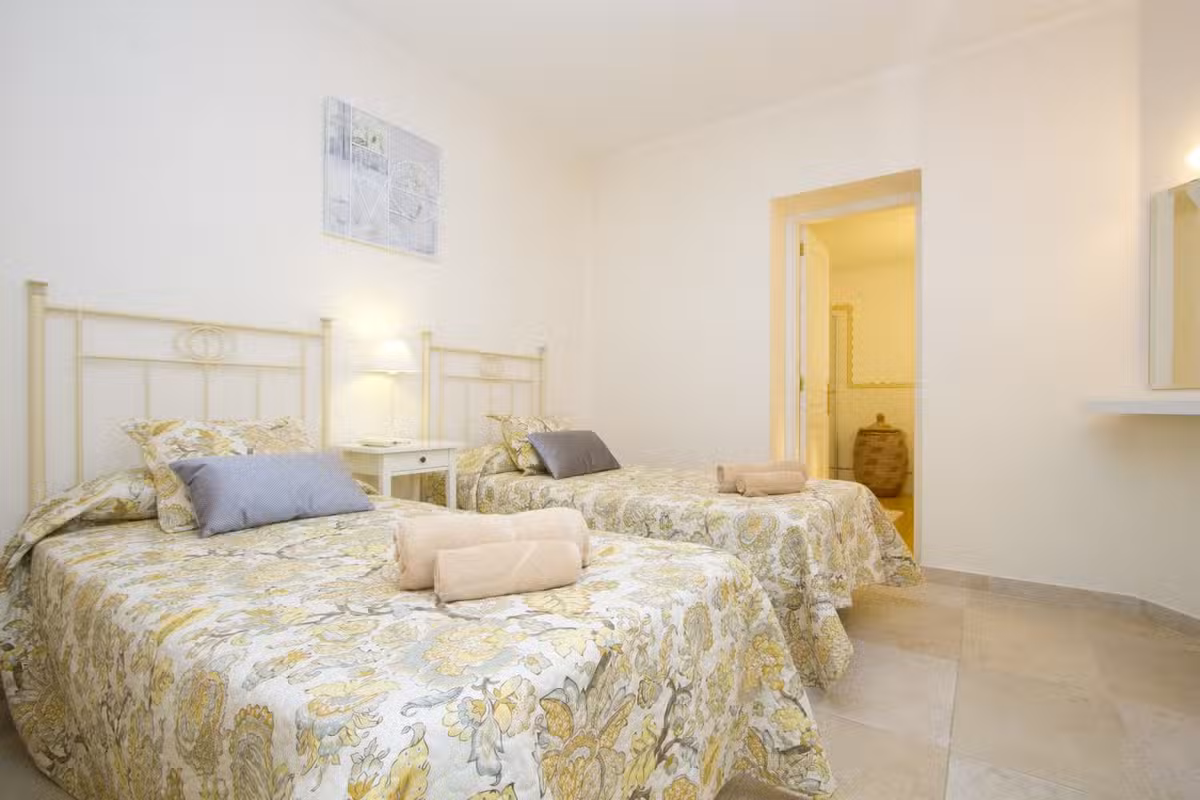 Villa Los Alisios Twin Room