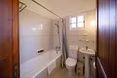 Villa Thalia bathroom