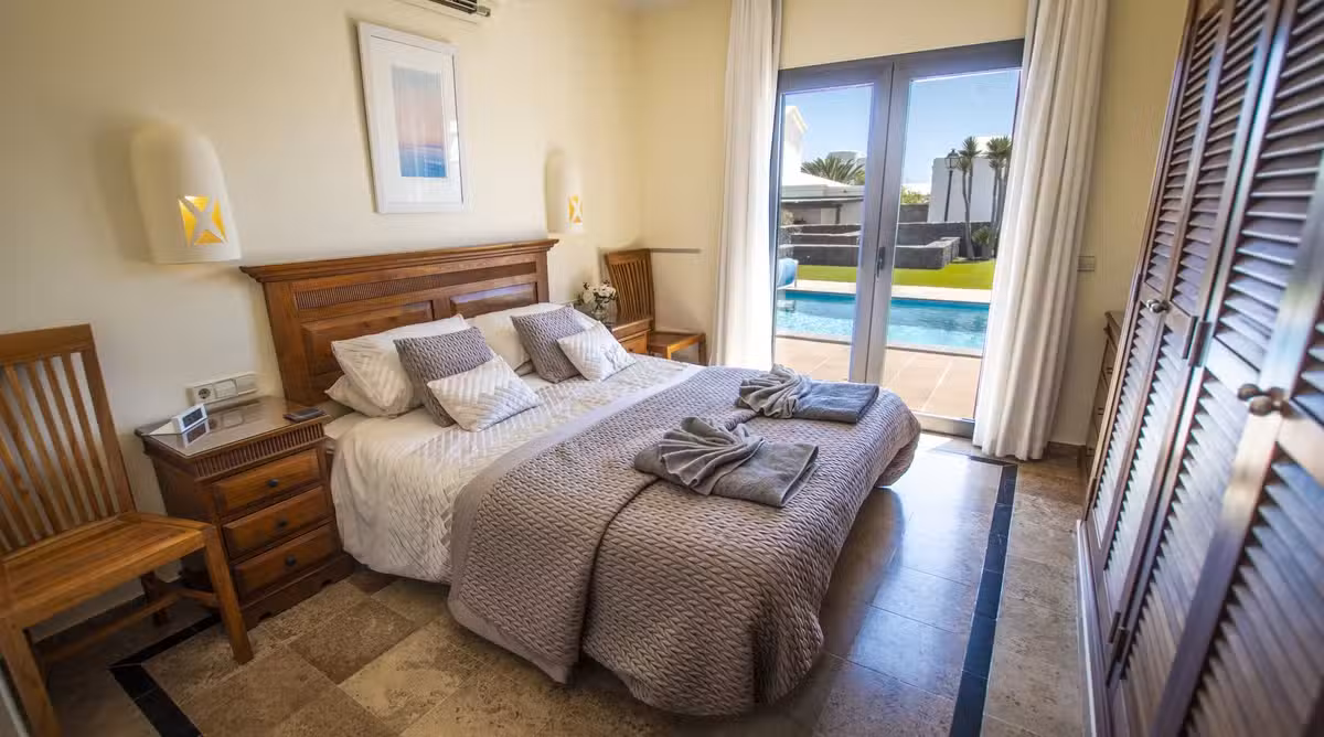Villa Mavalosa Bedroom