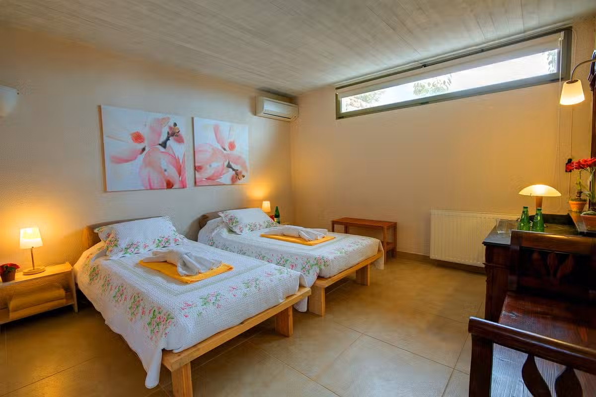 VILLA CORALI BEDROOM 3(1)