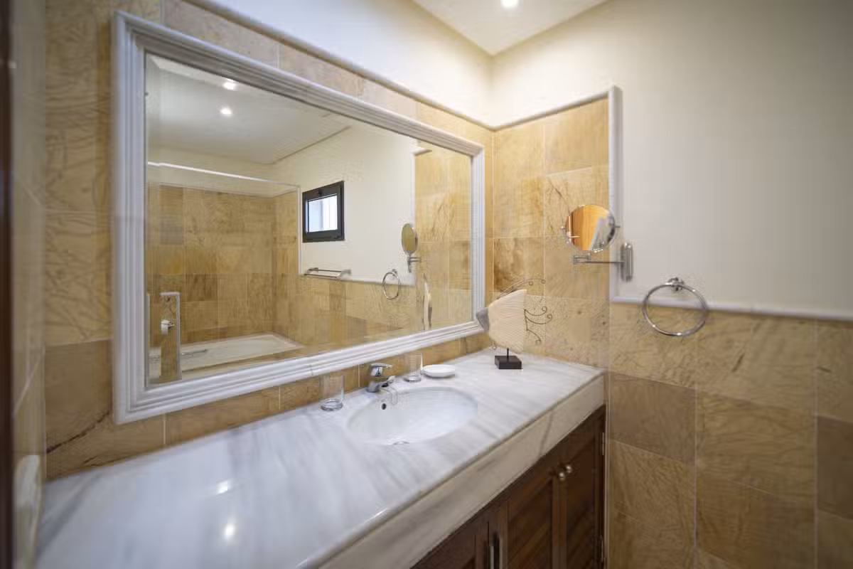 Villa Helaina Bathroom