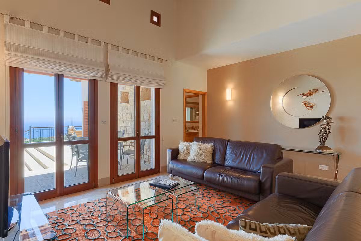 Villa Juliet Aphrodite
