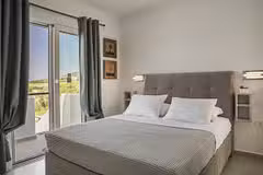 Ai Helis Summer House