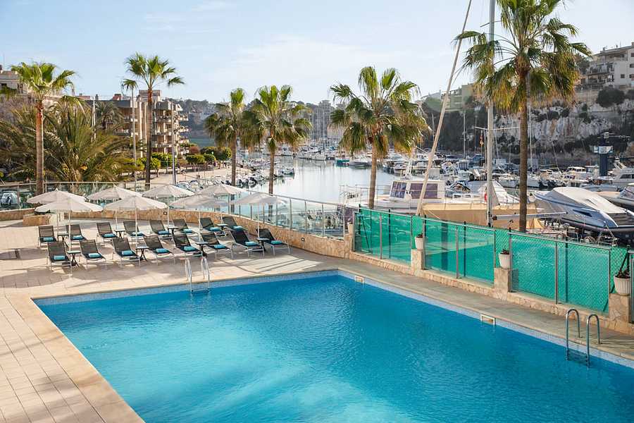Portodrach Aparthotel & Suites, Balearics