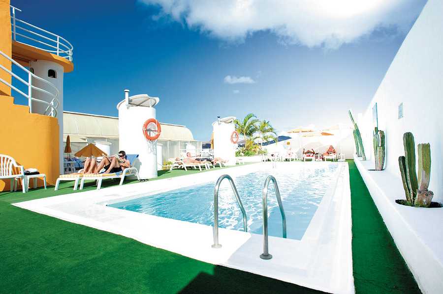 Bull Astoria Las Palmas, Canary Islands